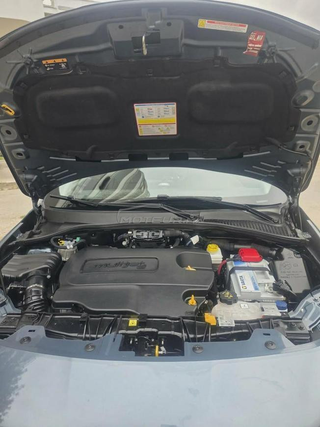 je met en vente ma voiture de marque FIAT PUNTO 