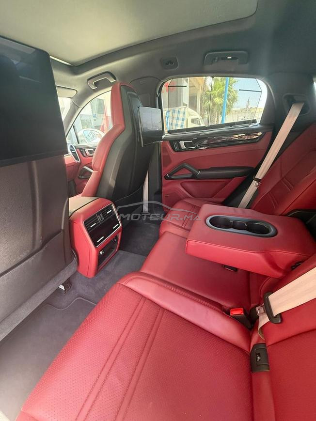 voiture porche hybride 2024 1er main