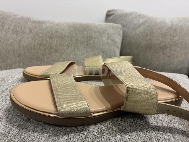 Sandales Dorées Primark 38 - 2