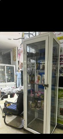 فترينات زجاج للبيع بحالة جيدة