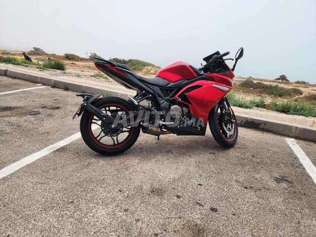 فوجي 300RR
