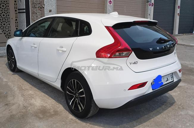 Volvo V40 Diesel Manuelle 2017 à Salé