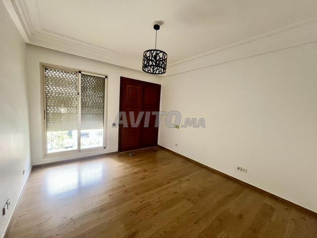 شقة للبيع بمساحة 226 متر مربع بالدار البيضاء