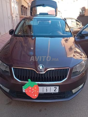 سكودا أوكتافيا ديزل يدوية 2014 في العيون - 2