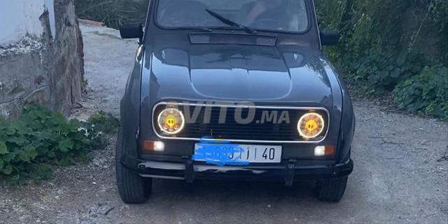 Renault R4 Essence Manuelle 1991 à Tanger
