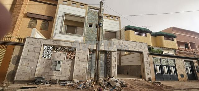 فيلا قيد التشطيب بشارع الحسن الثاني وجدة - 2