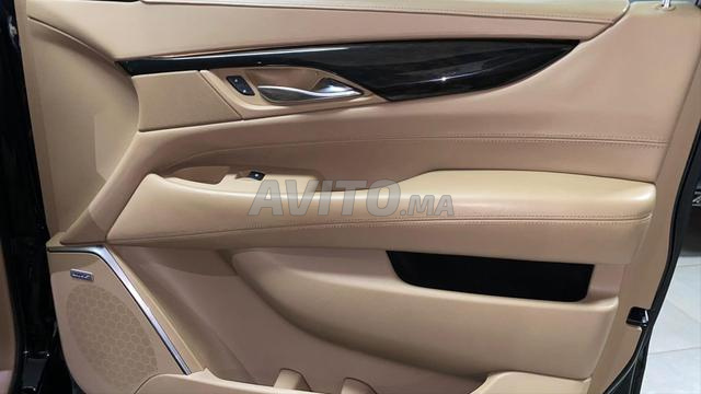 CADILLAC ESCALADE PLATINUM XL