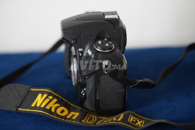 هيكل نيكون D700 بإطار كامل - 2