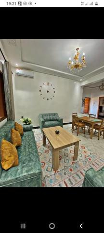 شقة فاخرة في أصحاب 150 درهم - 200 درهم. صور غير حقيقية.