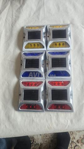 PLOT SOLAIRE LED ROUTIER (Stock limité) - 2