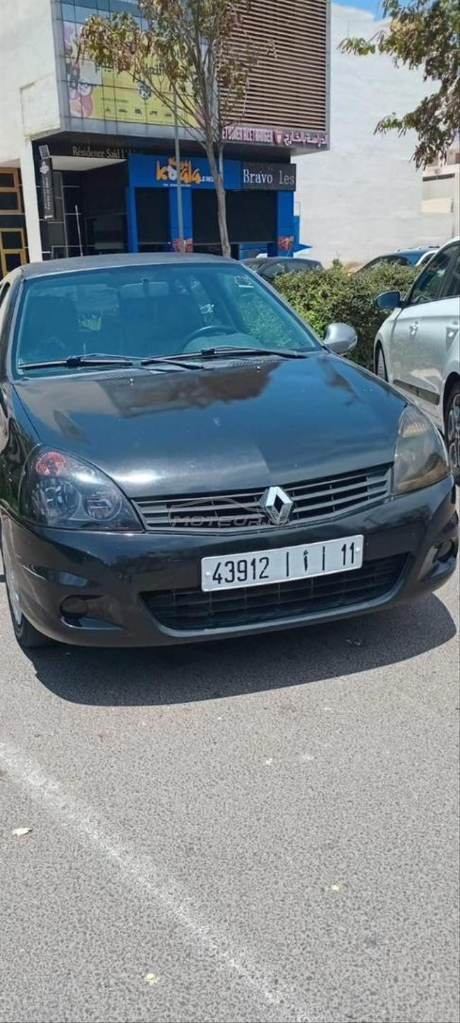 Renault Clio Essence Manuelle 2015 à Agadir