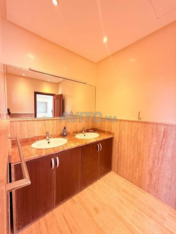 EXCEPTIONNELLE VILLA NEUVE AVEC PISCINE - 2