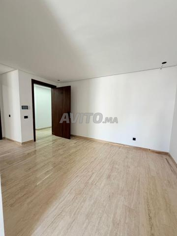 Appartement à louer 60 m² à Casablanca - 2