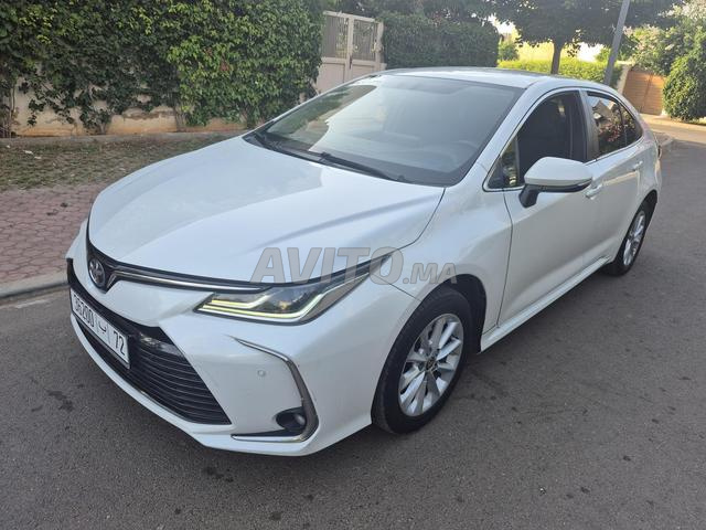 TOYOTA COROLLA PRESTIGE HYBRIDE