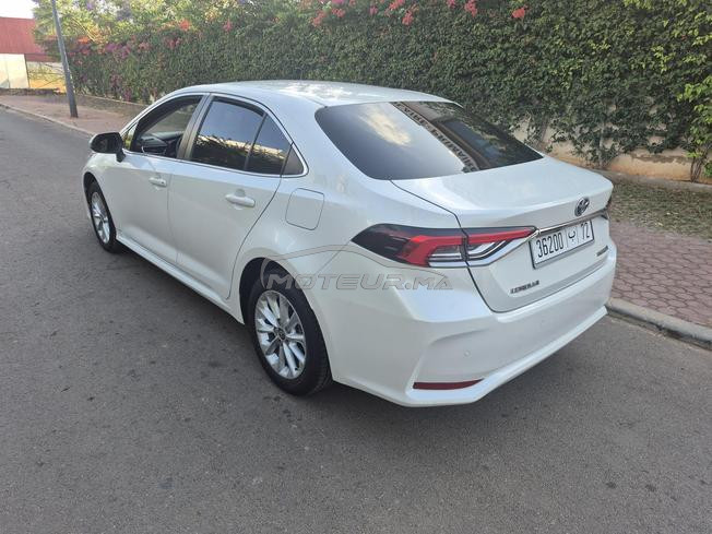 TOYOTA COROLLA PRESTIGE HYBRIDE