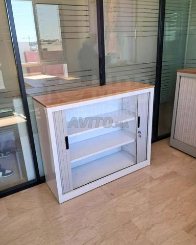 Armoire basse avec plateau en bois - 2