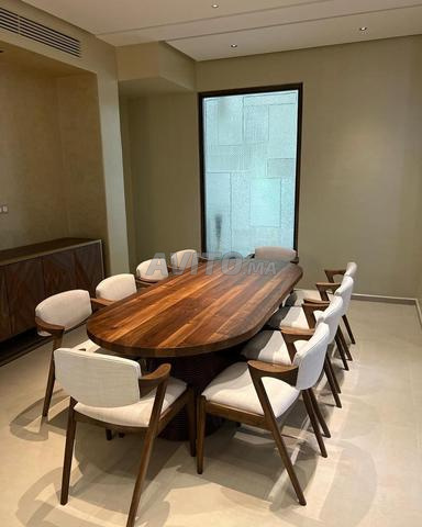 Table de salle à manger en bois noyer massif - 2