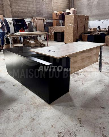 bureau descriptif de marché w - 2