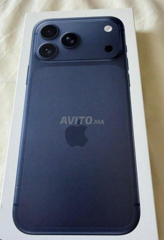 iPhone 17 Pro Max 1T Bleu Neuf New