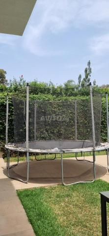 Trampoline très bon état - 2