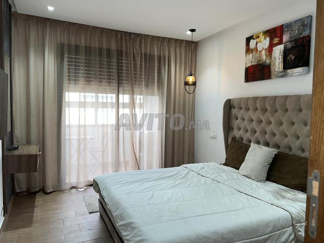 Superbe studio meublé roches noires balcon