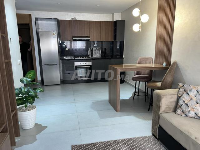Superbe studio meublé roches noires balcon
