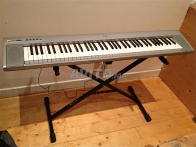 PIANO YAMAHA NP-30S