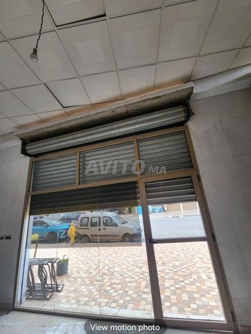 أبواب كراج 4 أبواب زجاجية بالألمنيوم جديدة - 2