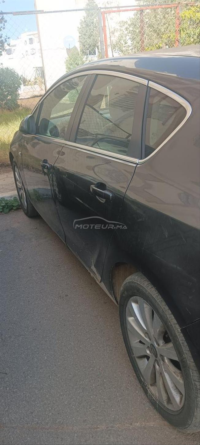 Opel Astra modèle 2012