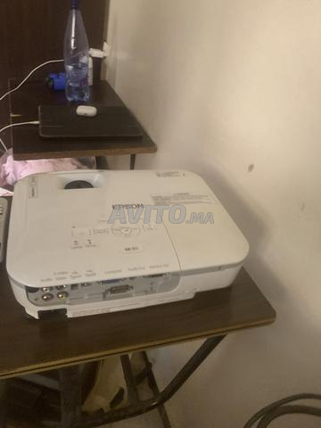 ‏EB-S11 3LCD للبيع بسعر مناسب للجودة - 2