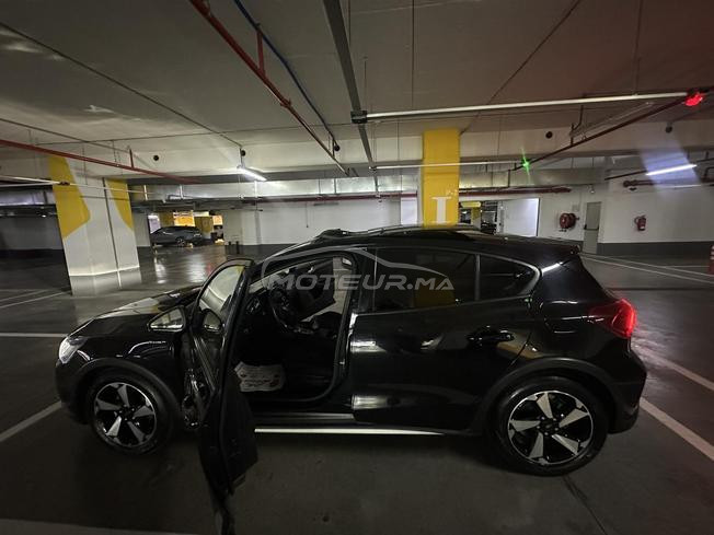 je mets en vente une ford focus active tt options