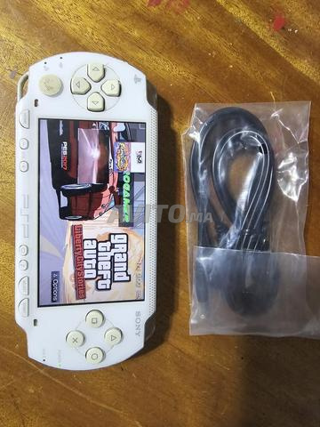 PSP flashée 13 jeux - 2