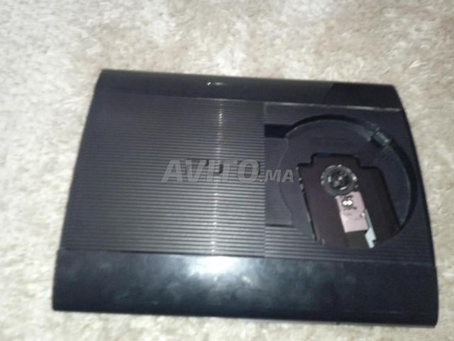 PS3 6 CD 1 MANETTE DISQUE DUR 500GB