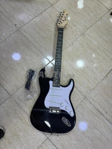 Guitare électrique Fender - 2