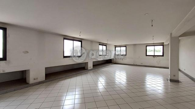 REF-IFN 41 - Bureau à vendre à La Gironde