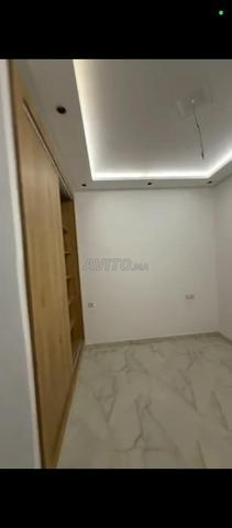 شقة للبيع في أفضل موقع - 2