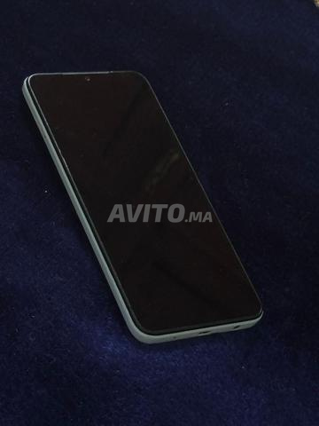 Smartphone en bon état, sans aucun défaut. - 2