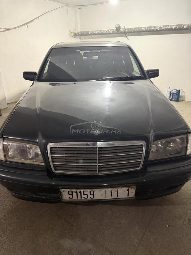 Mercedes-Benz 250 Diesel Manuelle 1998 à Fès