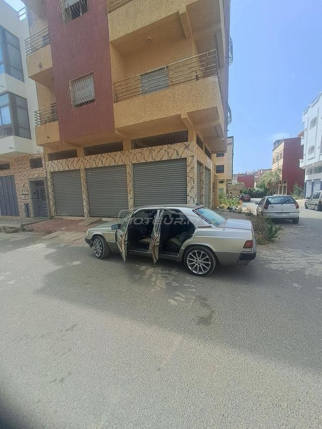 مرسيدس 190D للبيع