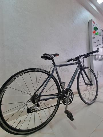 Vélo La Pierre 9kg Casablanca importé - 2
