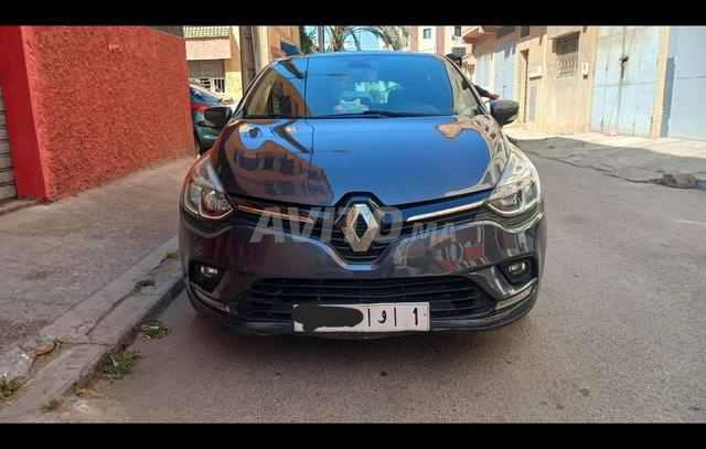 Renault clio..