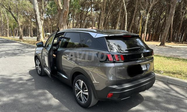Peugeot 3008 BVA 2023 à Larache - 2