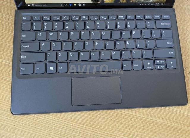 TABLETTE PC LENOVO I5-8EME 8G RAM 256 SSD