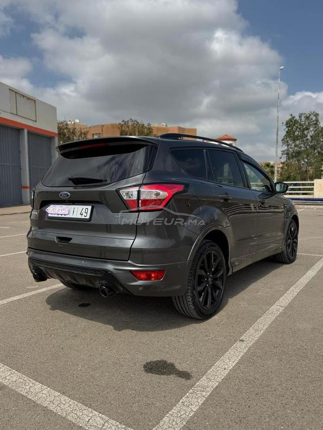 ford kuga st line