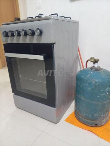 Cuisinière quatre feux à vendre - 2