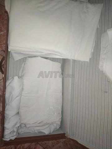 مفروشات قديمة مطرزة - 2