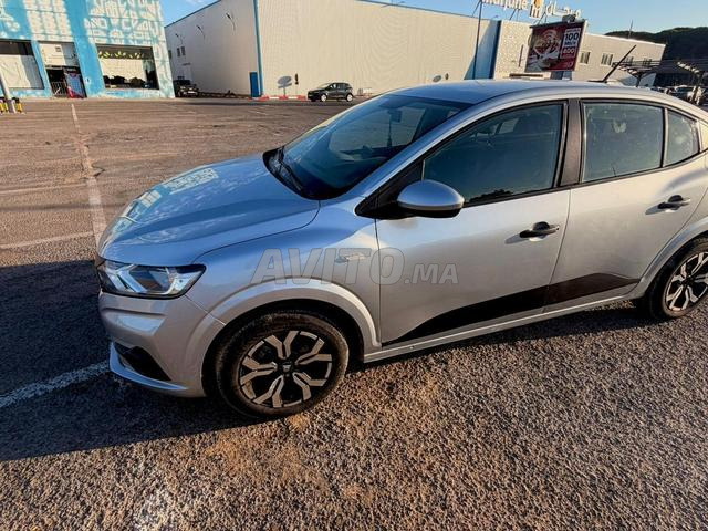 Dacia Logan Diesel Manuelle 2022 à Larache - 2