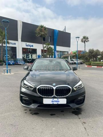 BMW الفئة الأولى LOUNGE 2021 - 2