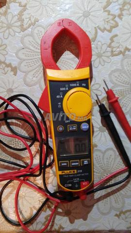 للبيع Fluke 319 TRUE RMS Clamp Meter Pack Complet - 2