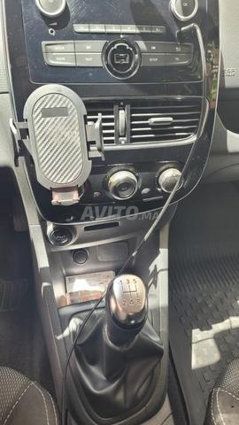 Renault Clio Diesel Manuelle 2017 à Casablanca - 2